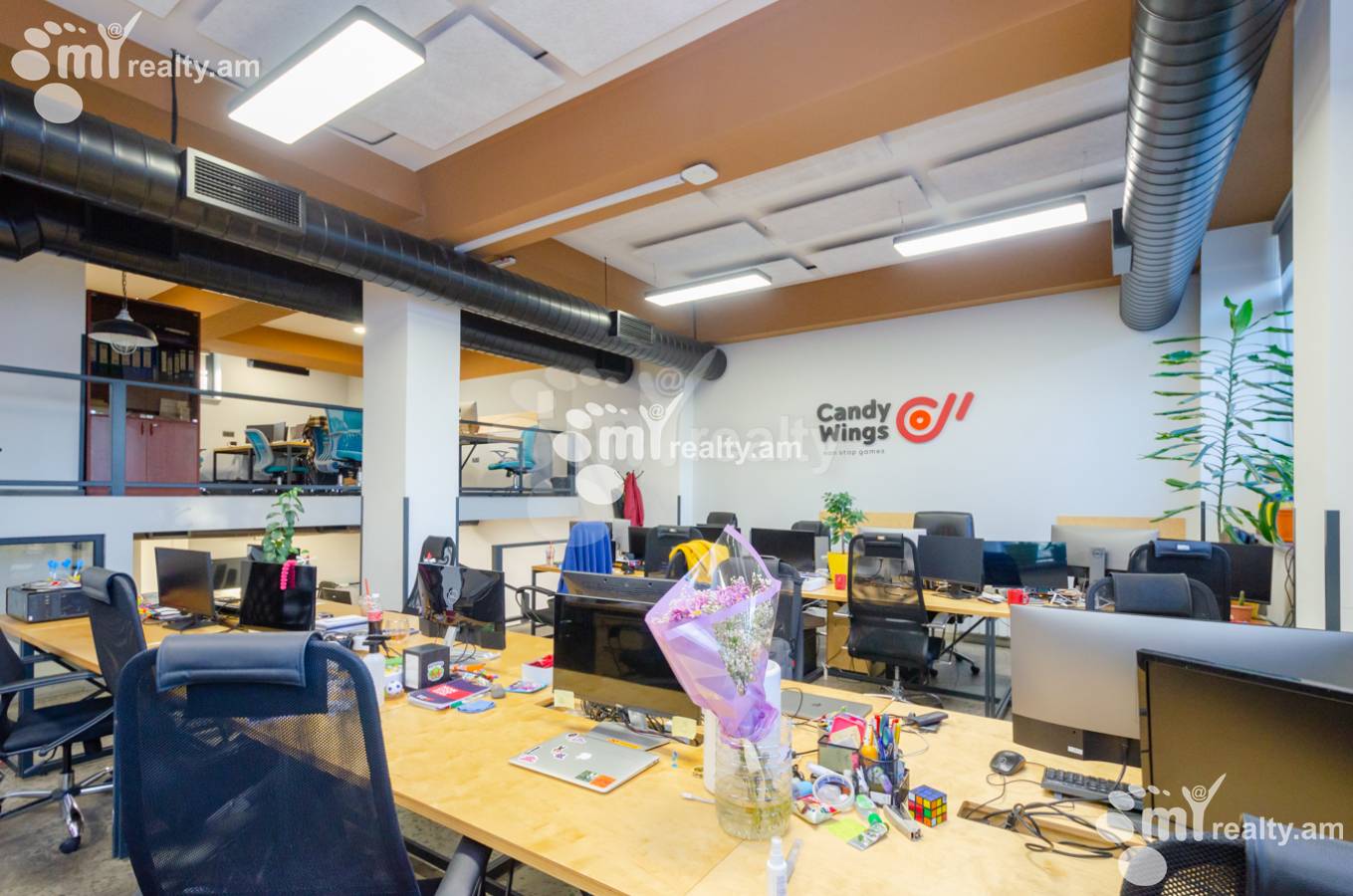 Снять коммерческoе помещение Орбели Ехбайрнери ул, Арабкир Ереван, 137098