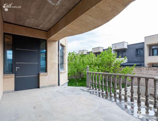 arandznatun-vacharq-Yerevan-Achapnyak