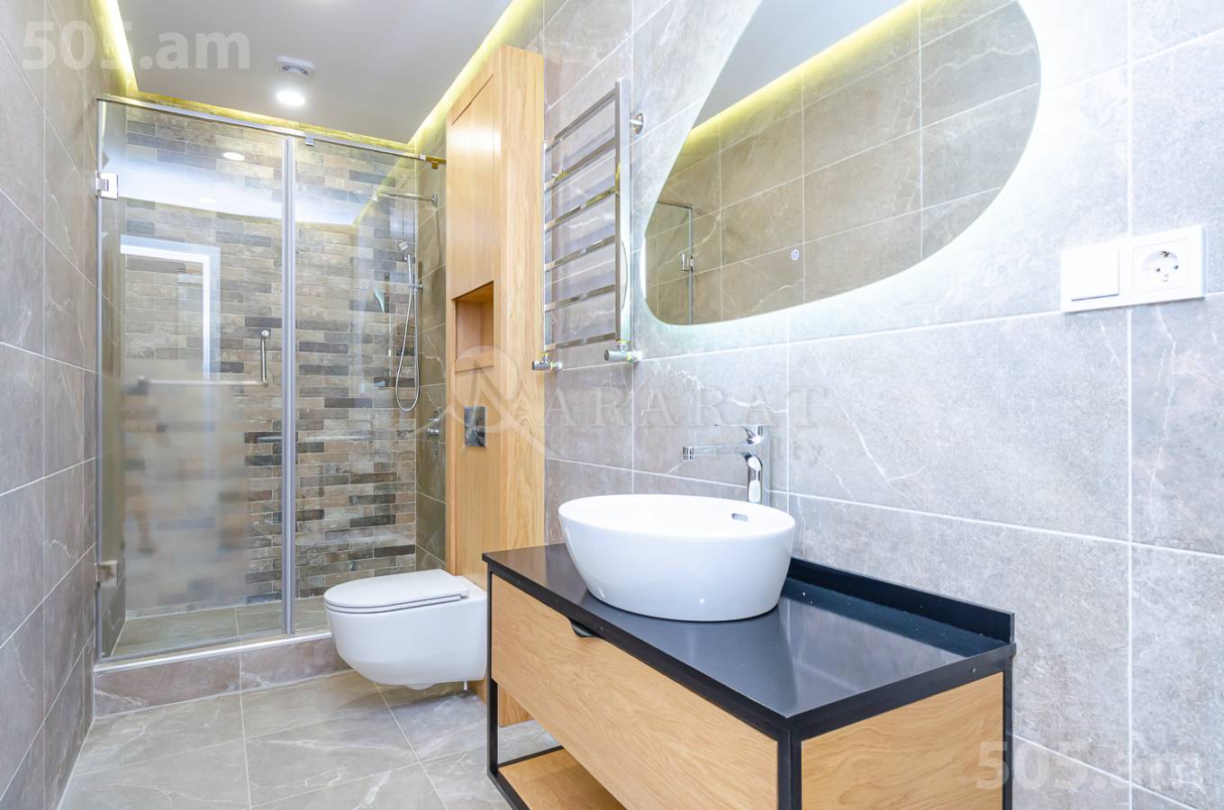 4 bedroom apartment for sale خیابان پارونیان, مرکز شهر ایروان, 150354