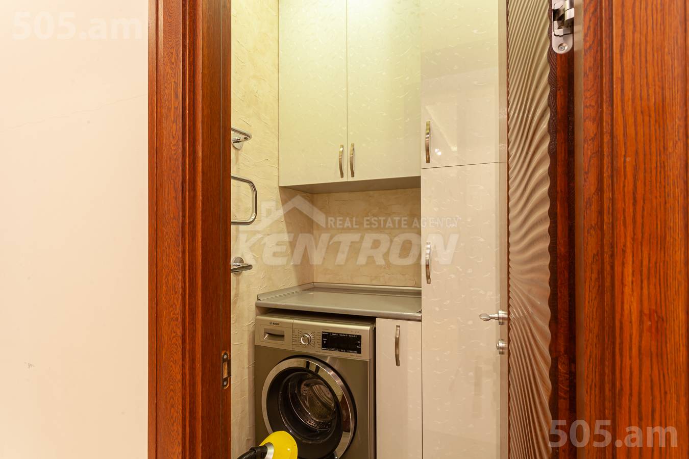 3 սենյականոց բնակարան վարձով Եկմալյան փող, Կենտրոն Երևան, 154624