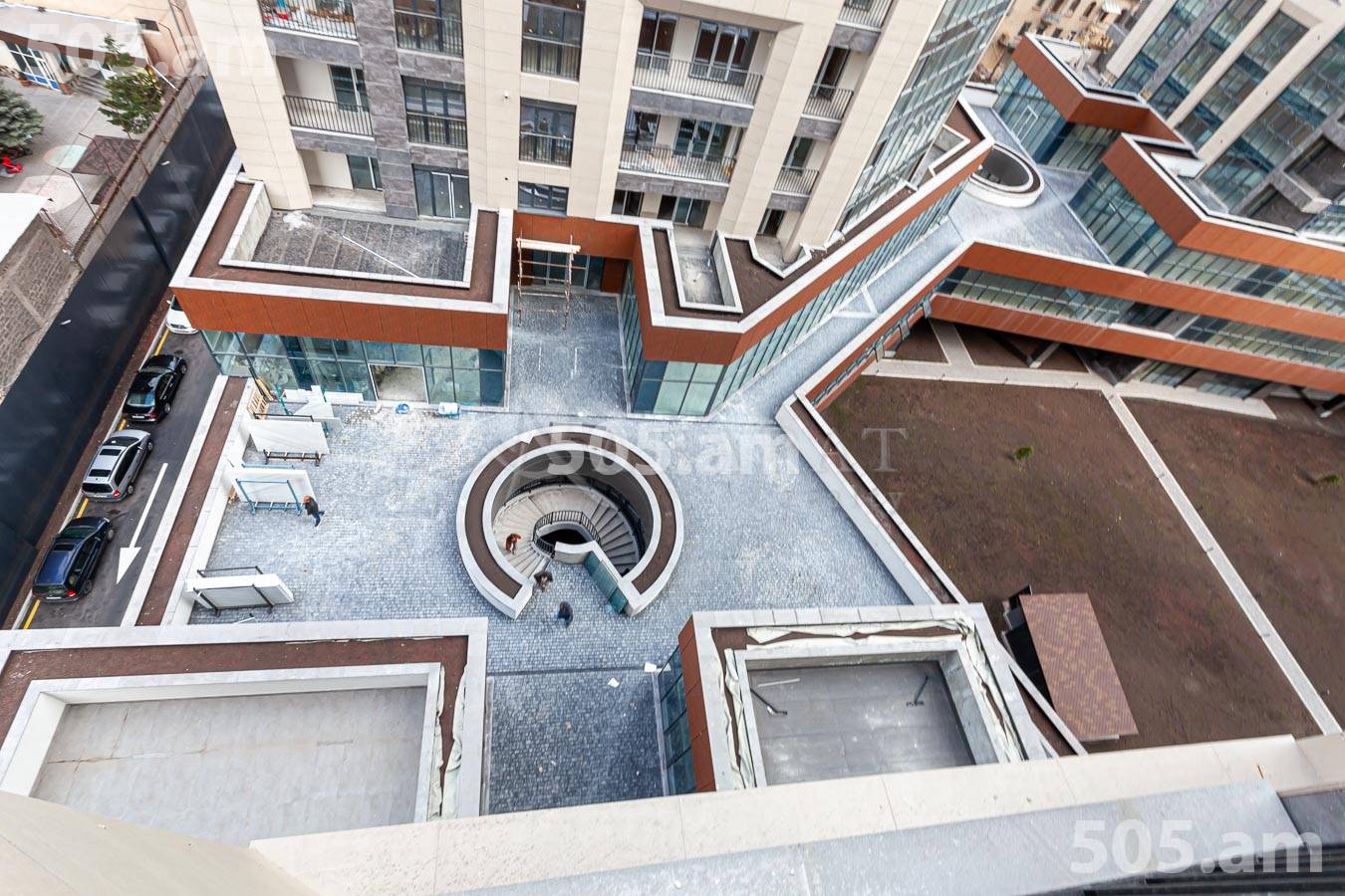 3 սենյականոց բնակարան  Կոմիտասի պող, Արաբկիր Երևան, 155128