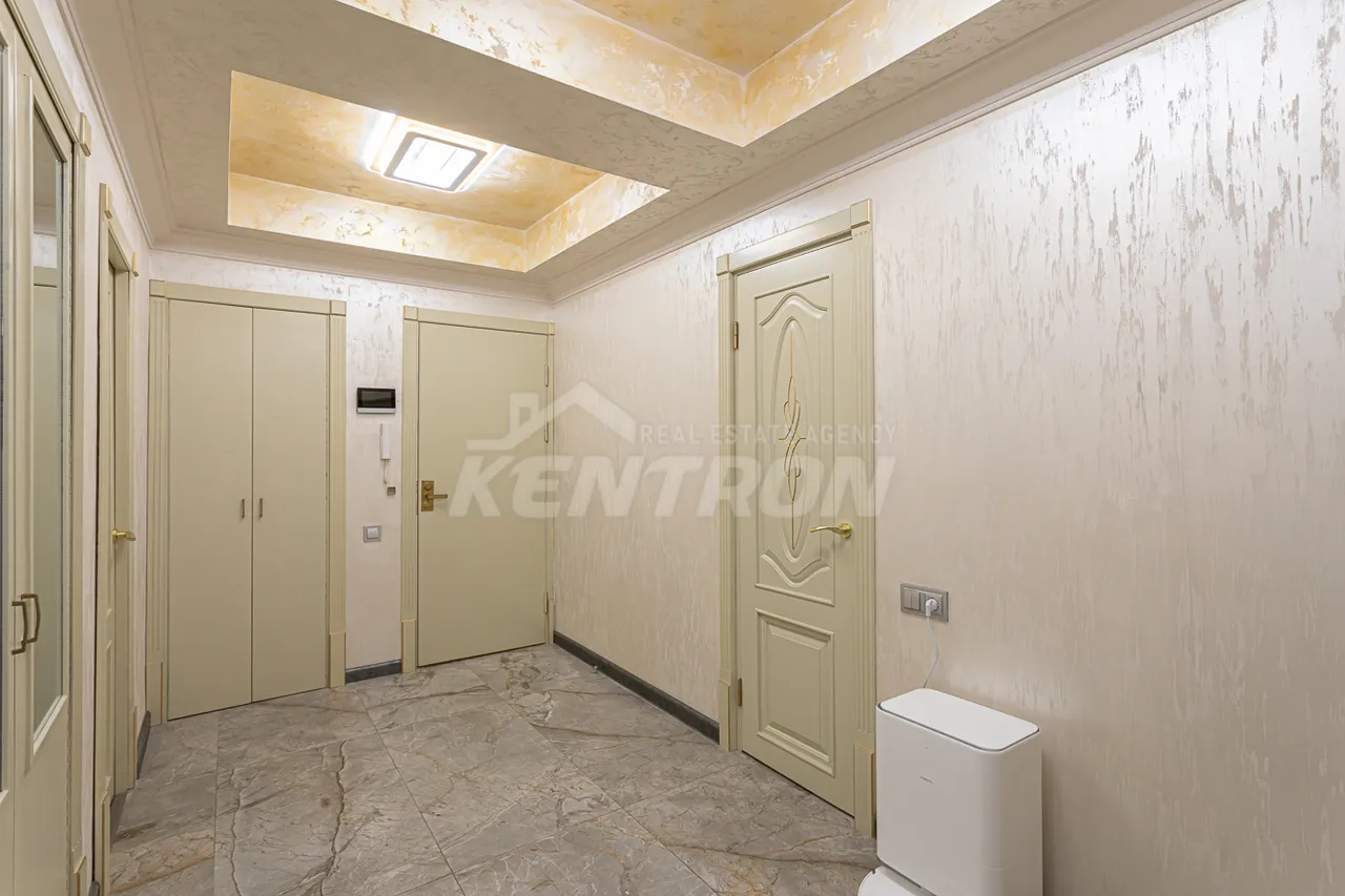 3 bedroom apartment for sale خیابان اِ. کوچار, مرکز شهر ایروان, 159485