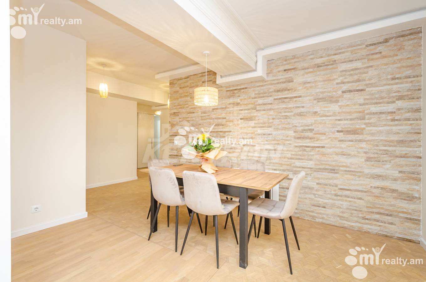 4 bedroom apartment for rent Aygedzor St, Arabkir Yerevan, 154313