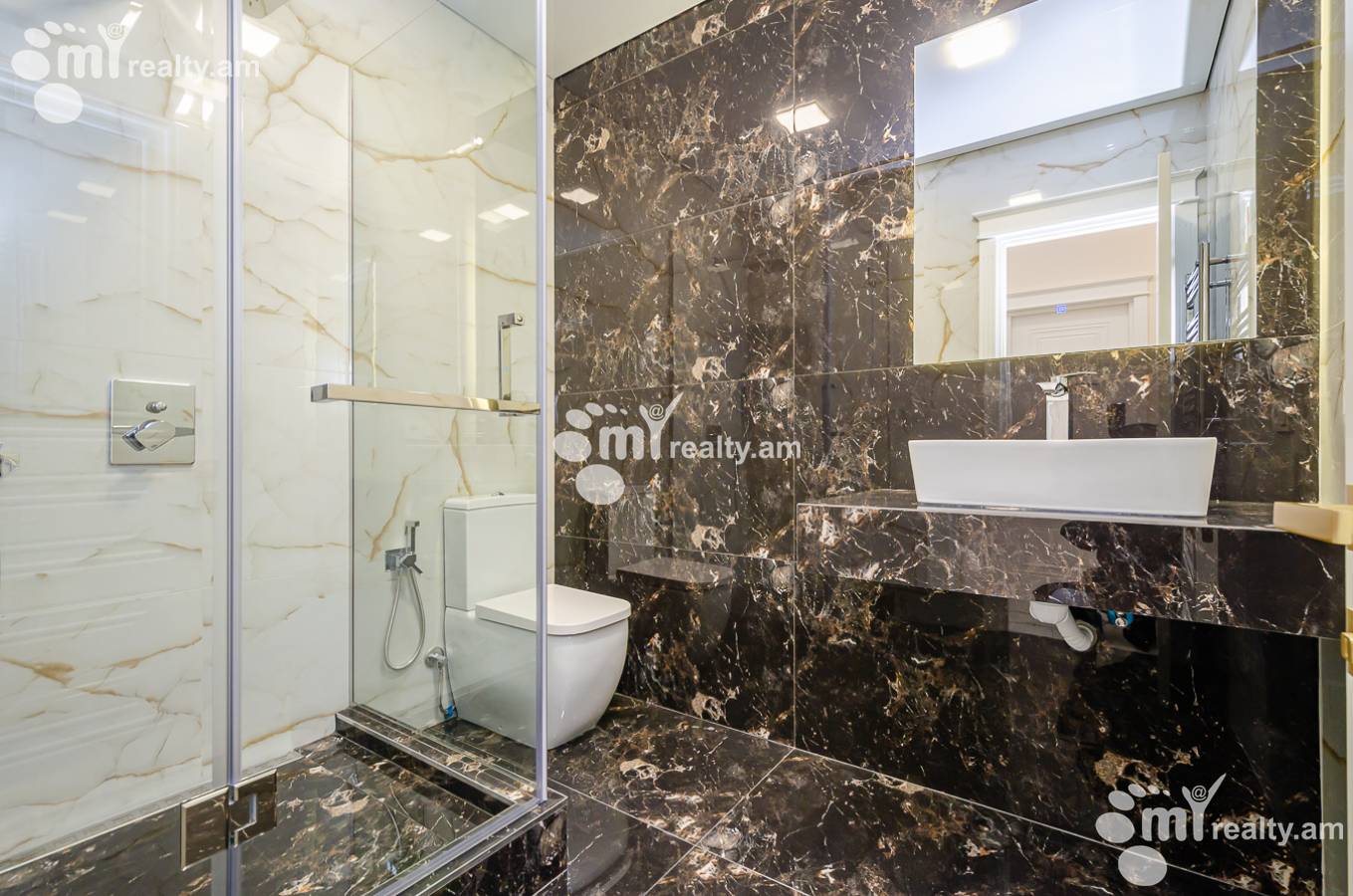 3 bedroom apartment for sale خیابان ن. تیگریانیان بن بست 1, عربگیر ایروان, 154166