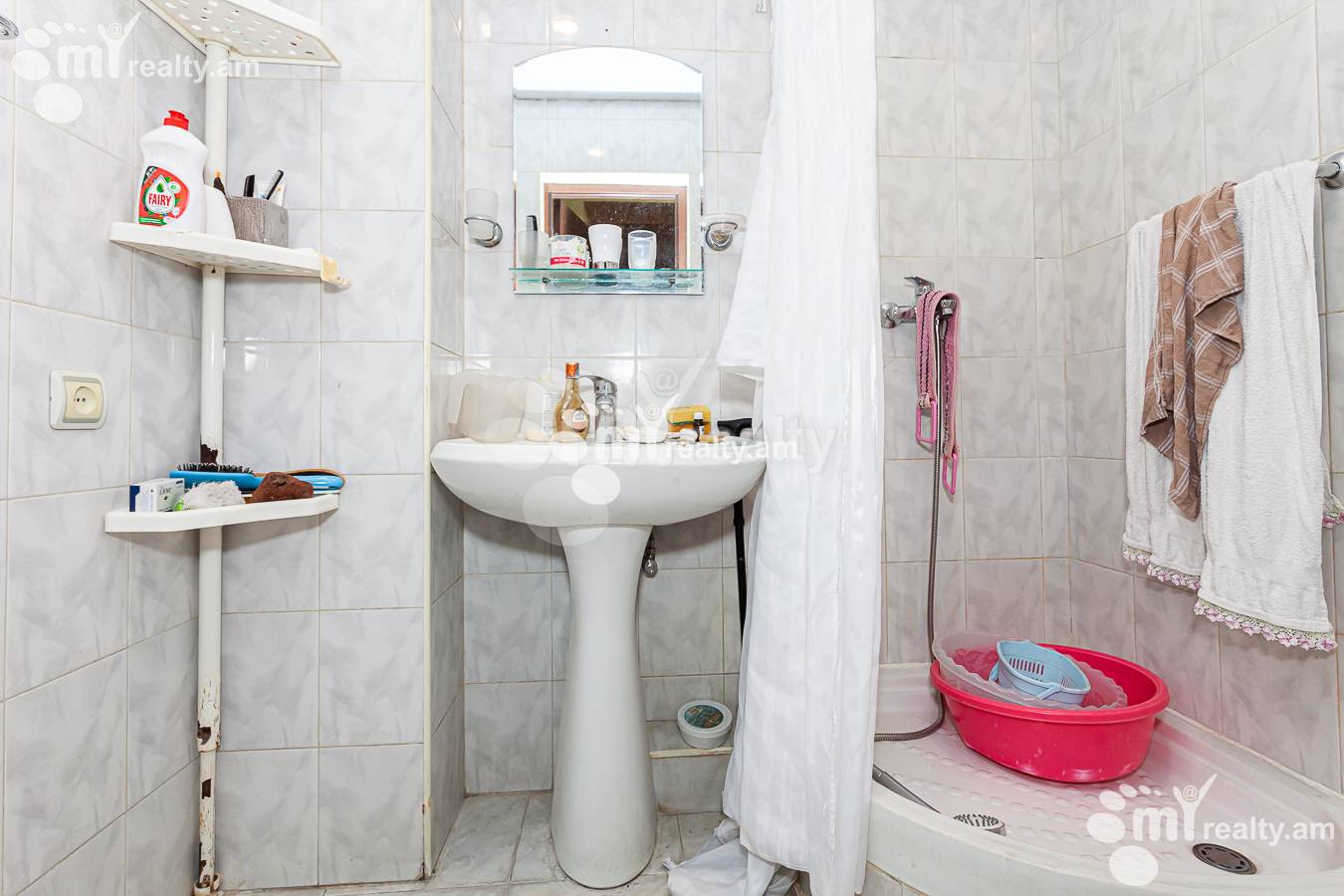 Купить 3 комнатную квартиру Тигран Мец пр, Центр Ереван, 151640