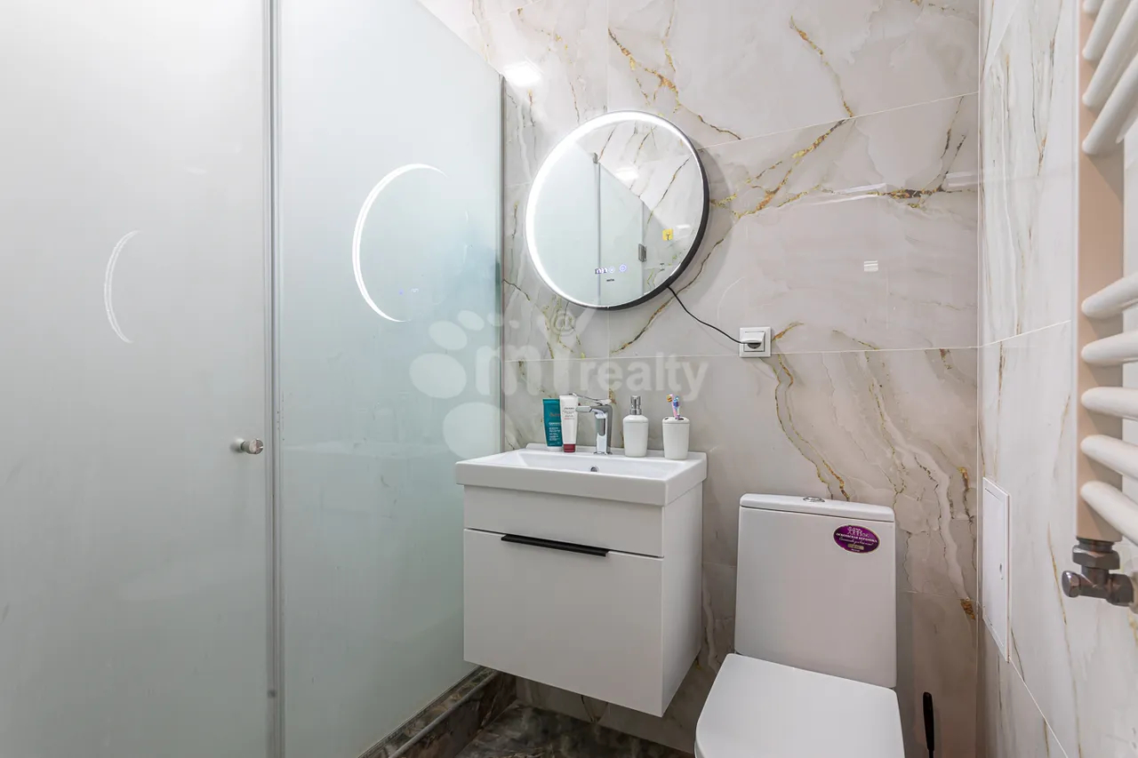 3 սենյականոց բնակարան վարձով Արգիշտի փող, Կենտրոն Երևան, 159547