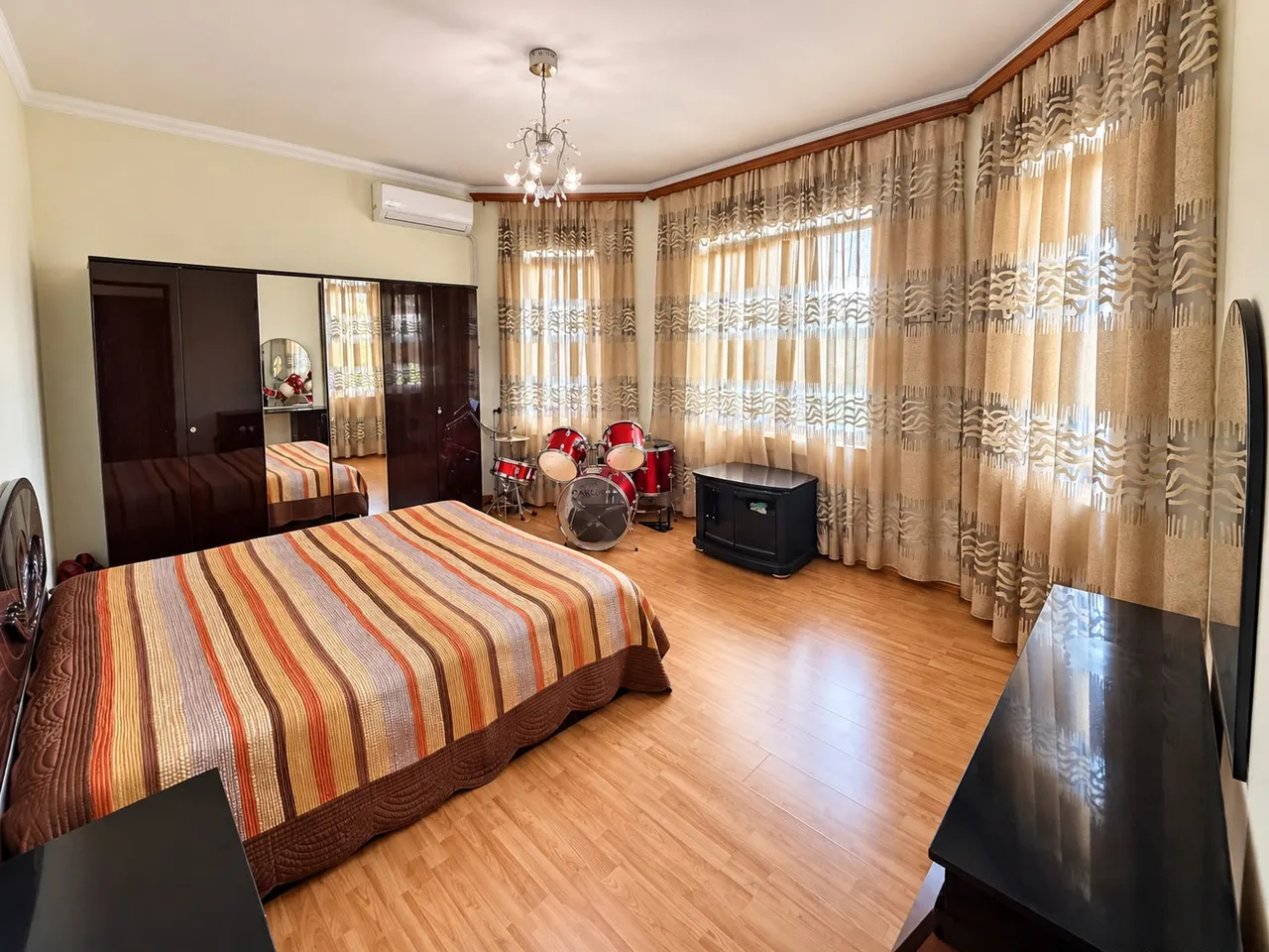 House for rent Shiraz St, Adshapnjak Yerevan, 161971