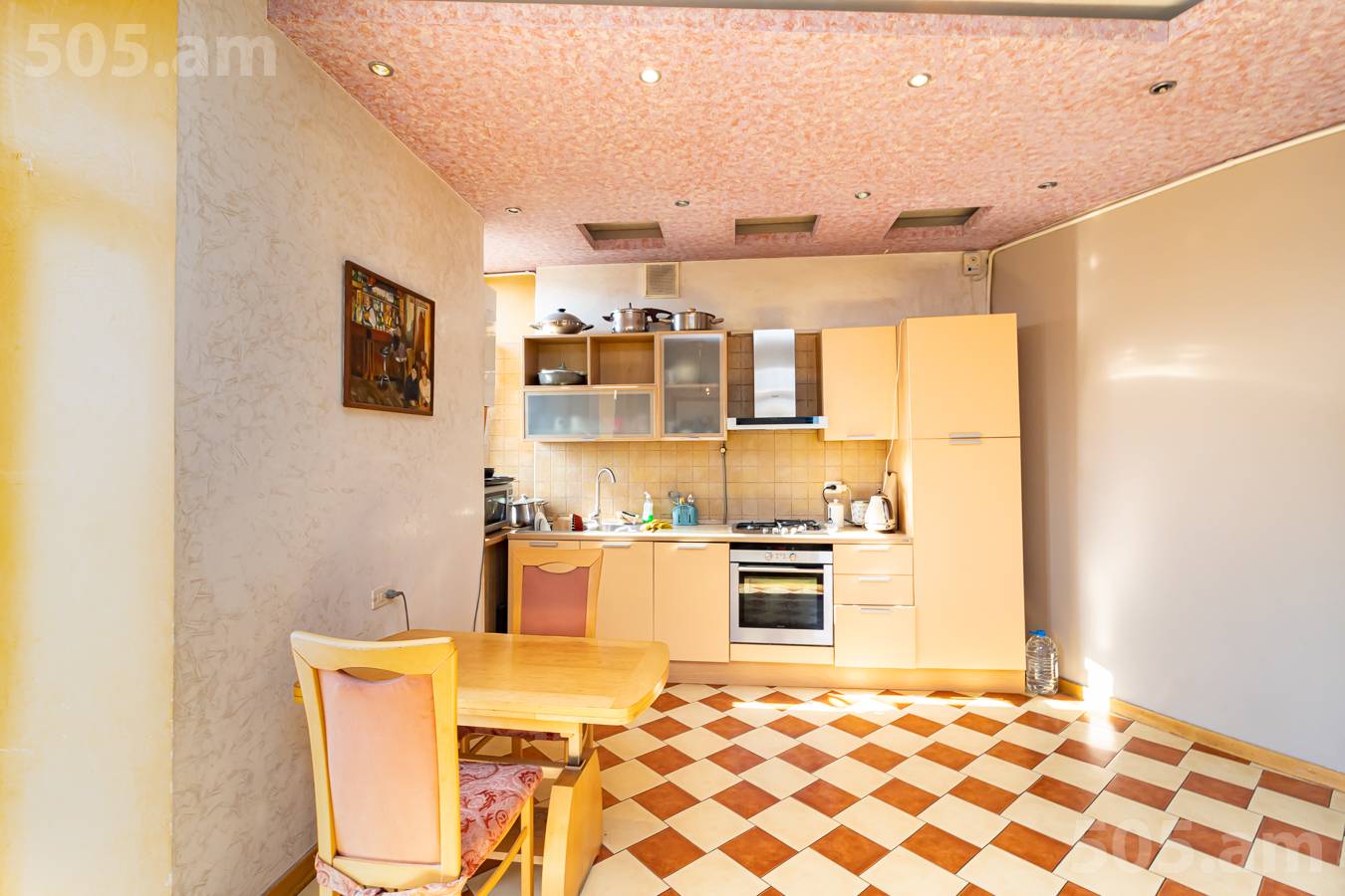 3 սենյականոց բնակարան վարձով Թամանյան փող, Կենտրոն Երևան, 153051