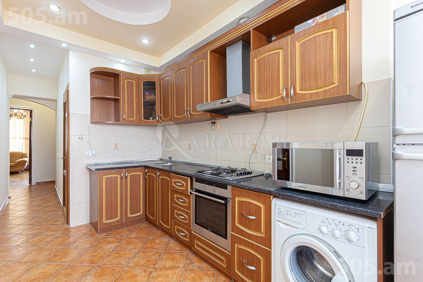 Купить 3 комнатную квартиру Барбюс ул, Арабкир Ереван, 148719