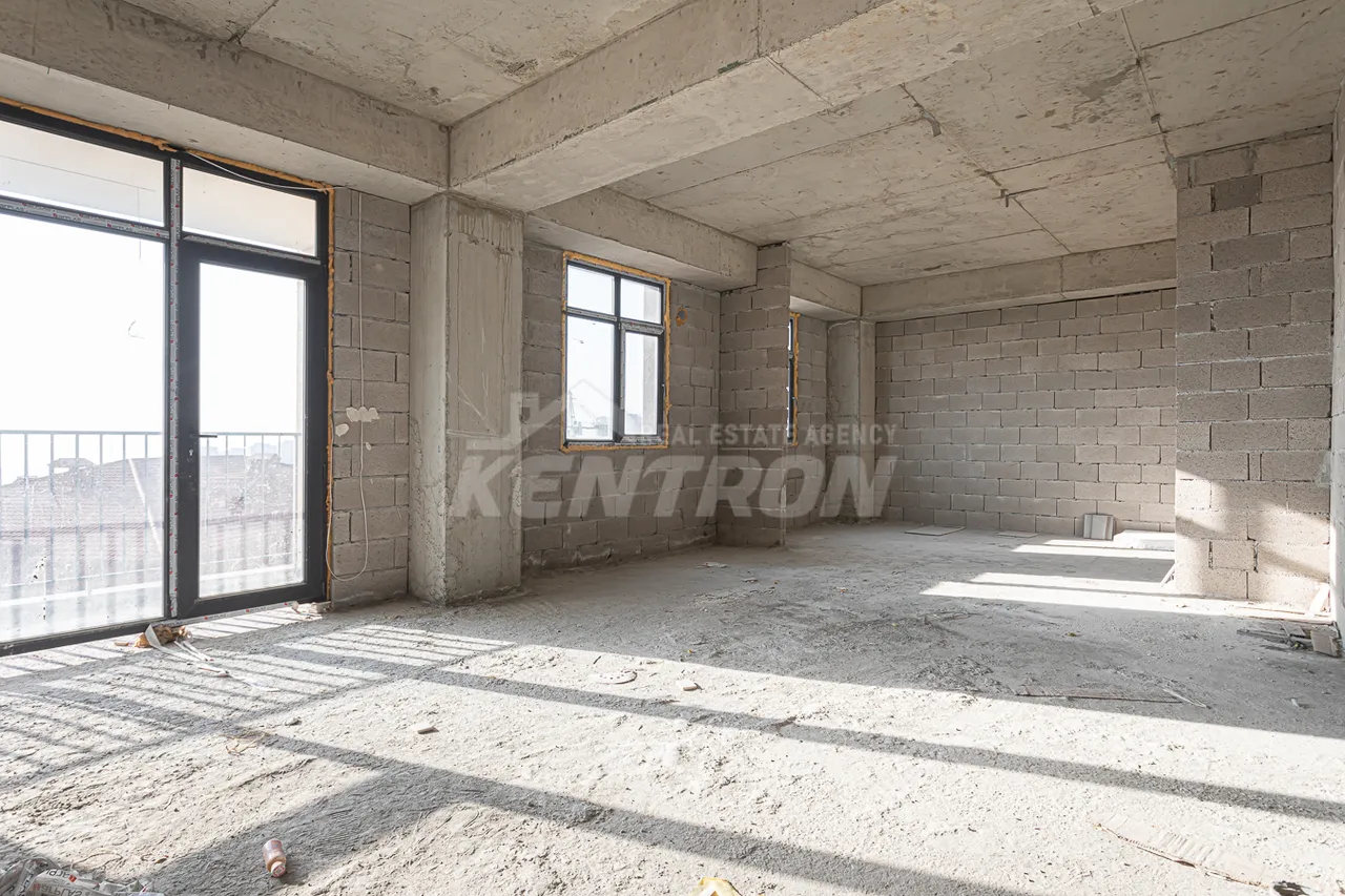 3 bedroom apartment for sale Antarayin St, Center Yerevan, 157847