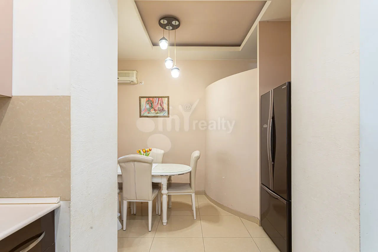 4 bedroom apartment for sale M.Khorenatsi St, Center Yerevan, 159808
