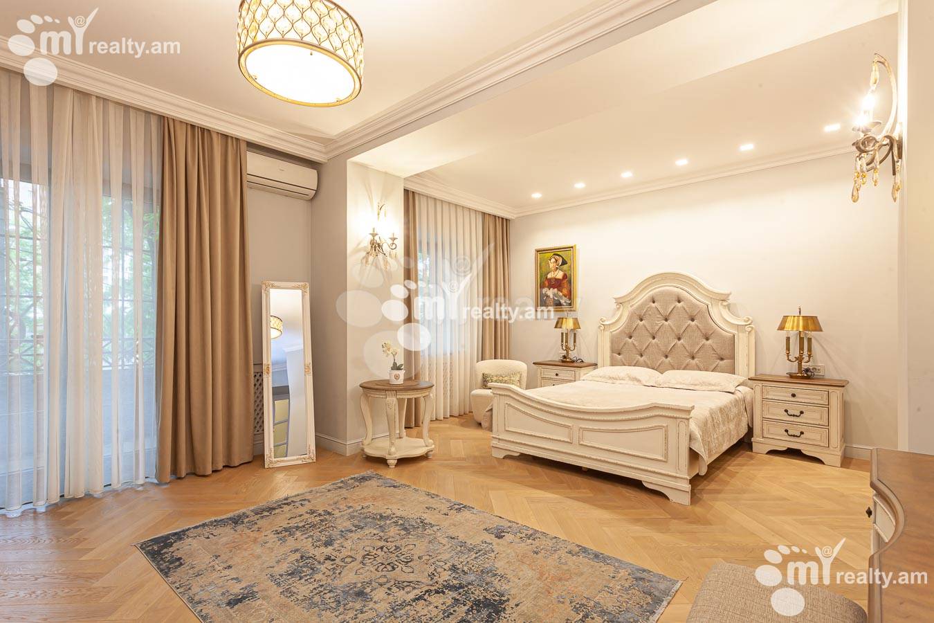 3 սենյականոց բնակարան վարձով Սարյան փող, Կենտրոն Երևան, 155319