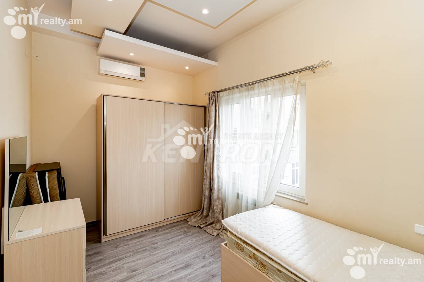 3 bedroom apartment for sale Mashtots Ave, Center Yerevan, 147810