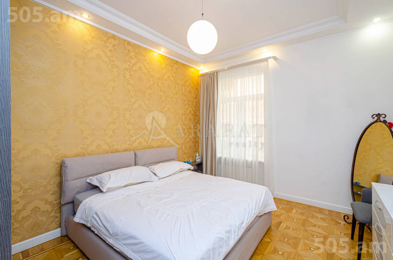3 bedroom apartment for sale Mashtots Ave, Center Yerevan, 139404