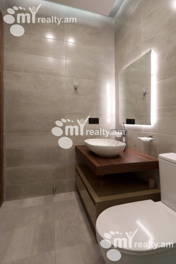 3 bedroom apartment for sale Azatutyan avenue, Quanaquère-Zeytoun Yerevan, 148735