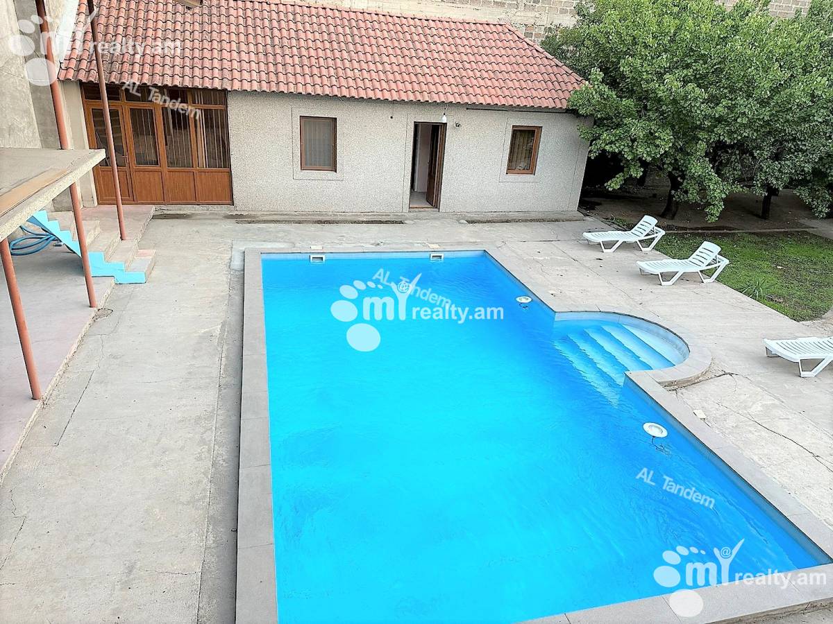 House for sale Tigran Mets Ave, Center Yerevan, 137719