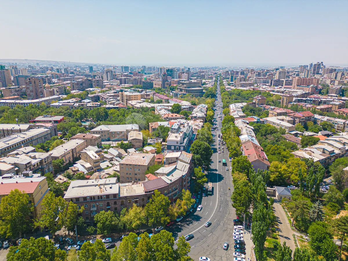 3 սենյականոց բնակարան վարձով Մաշտոցի պող, Կենտրոն Երևան, 158866