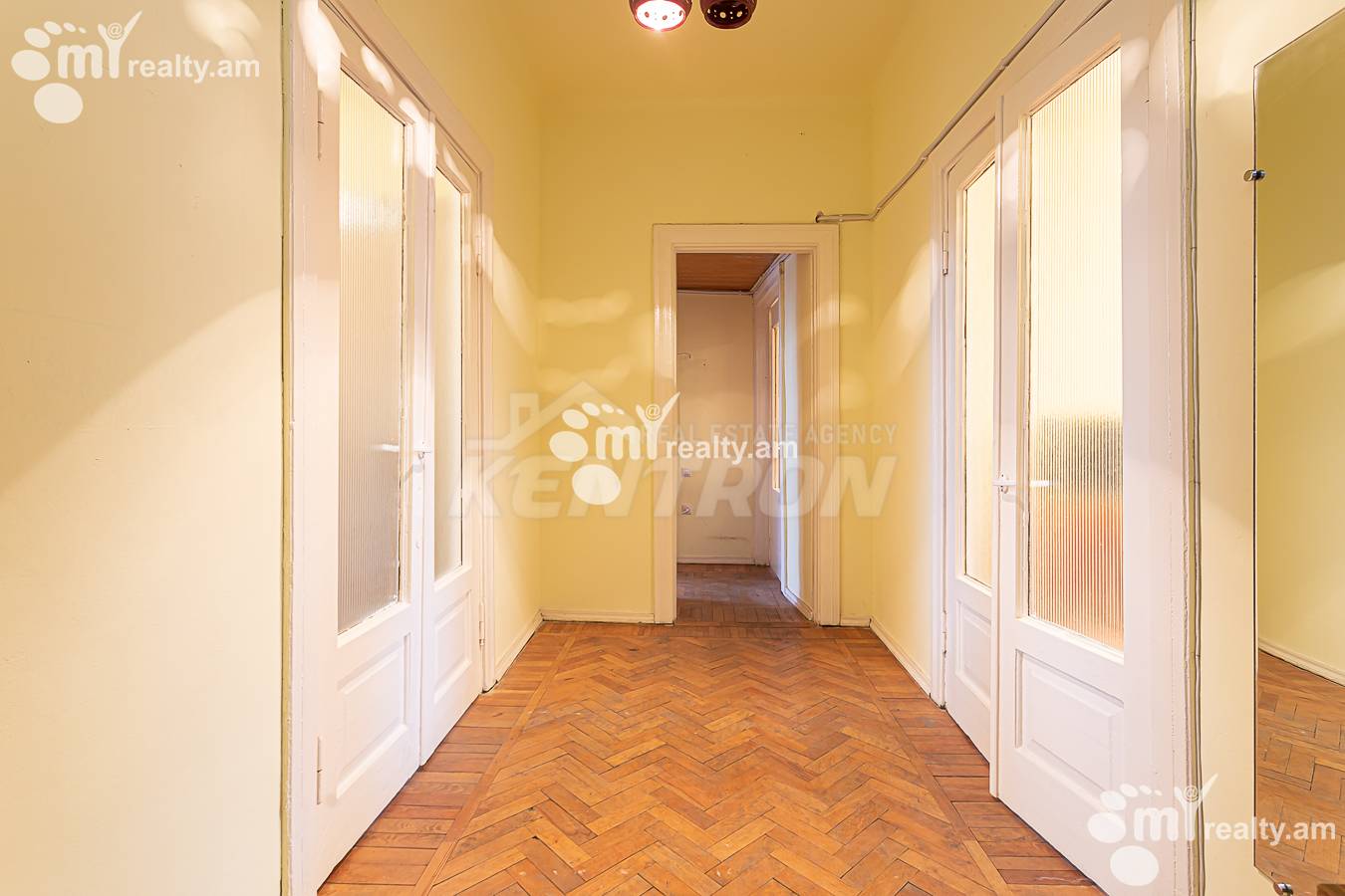 3 սենյականոց բնակարան  Չարենցի փող, Կենտրոն Երևան, 156878