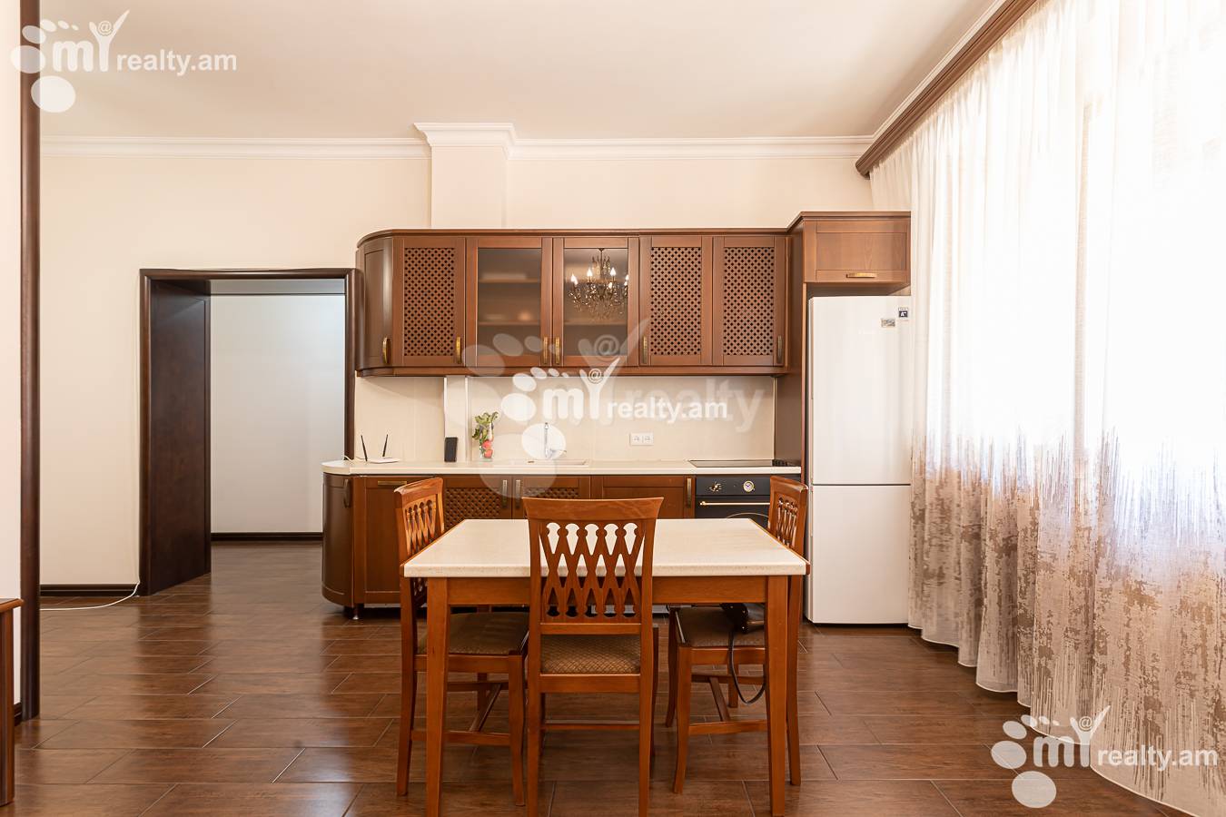 3 bedroom apartment for rent Amiryan St, Center Yerevan, 156928