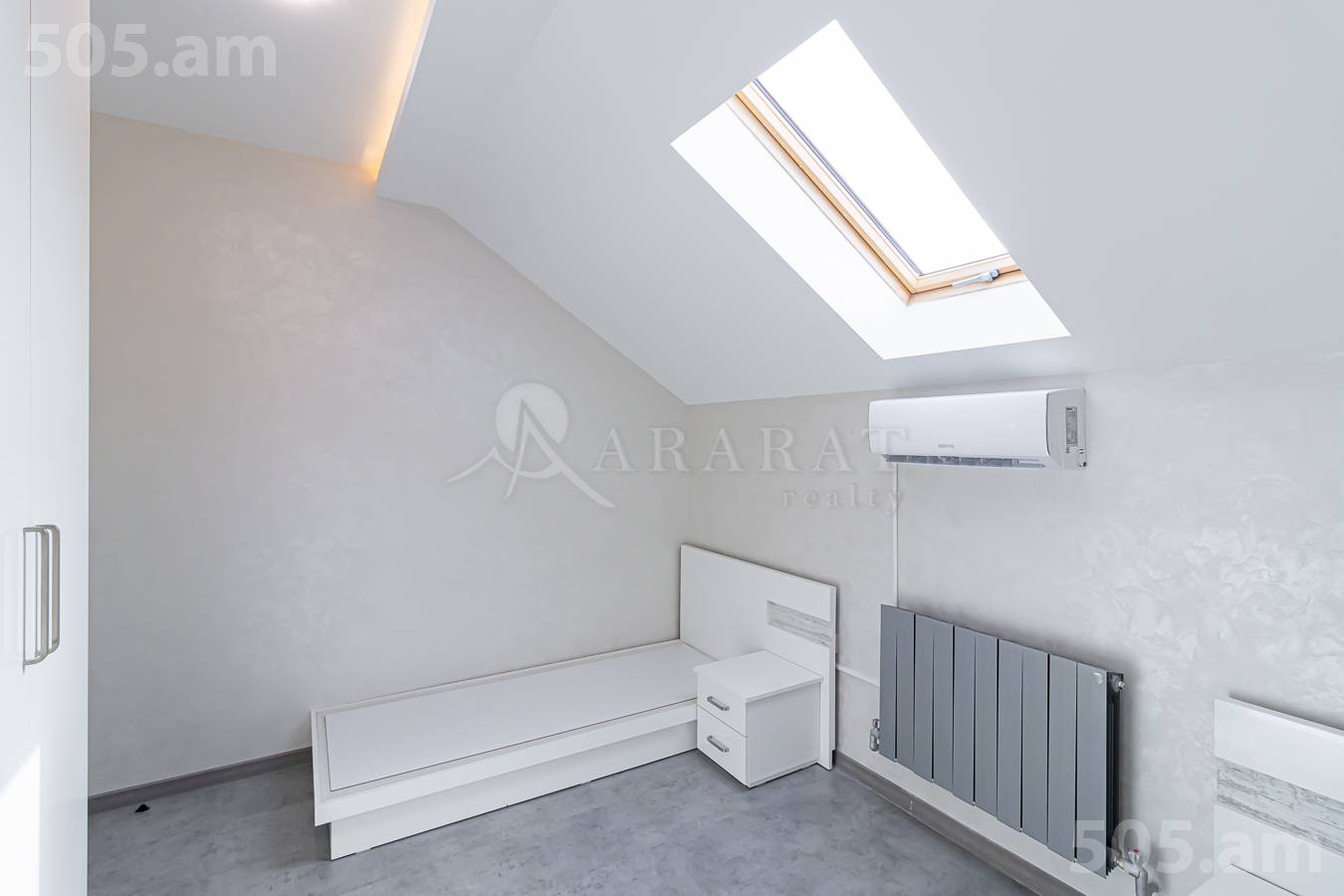 Купить 3 комнатную квартиру Саят-Нова пр, Центр Ереван, 152891