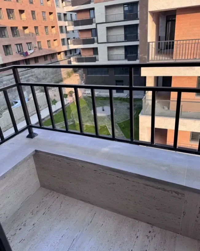3 bedroom apartment for sale خیابان گولاکیان, عربگیر ایروان, 161985
