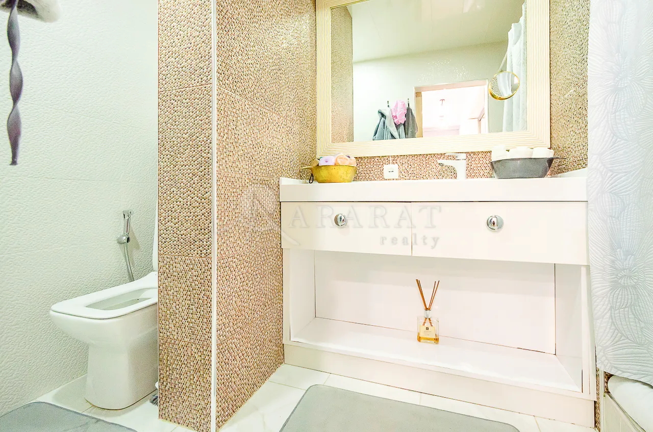 Снять 2 комнатную квартиру Бузанд ул, Центр Ереван, 158905