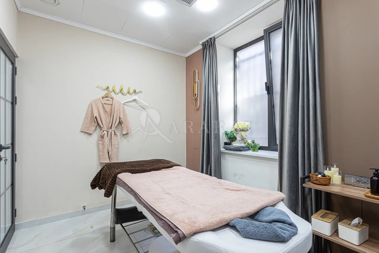 Купить коммерческoе помещение Туманян ул, Центр Ереван, 157384