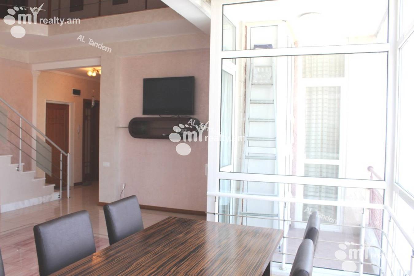 4 bedroom apartment for sale Rostom St, Center Yerevan, 148275