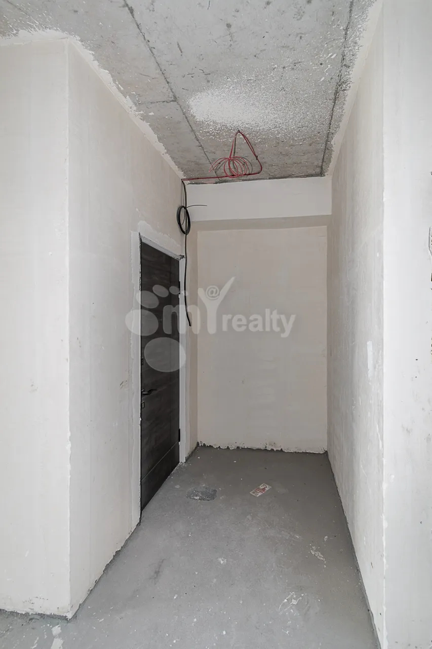 3 սենյականոց բնակարան  Հալաբյան փող, Աջափնյակ Երևան, 160127