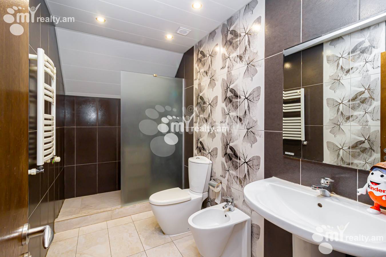3 bedroom apartment for sale Antarayin St, Center Yerevan, 153227