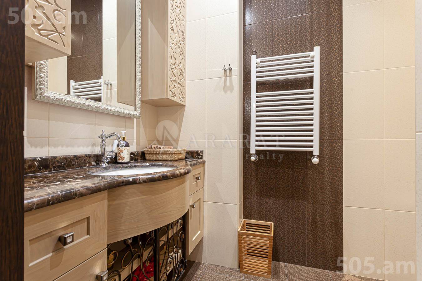 4 սենյականոց բնակարան  Քեռու փող, Արաբկիր Երևան, 154016