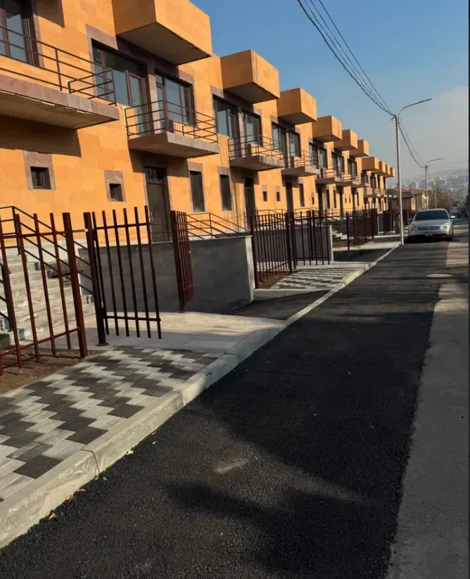 House for sale Tsarav Aghbyur St, Awan Yerevan, 160681