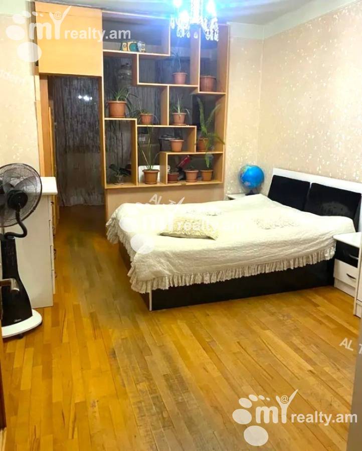 2 սենյականոց բնակարան  Ադոնց փող, Արաբկիր Երևան, 154018