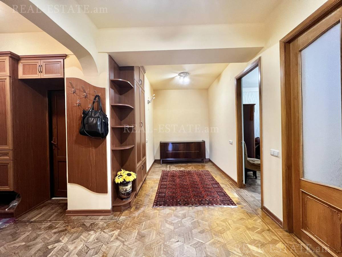 2 սենյականոց բնակարան  Սունդուկյան փող, Արաբկիր Երևան, 129637