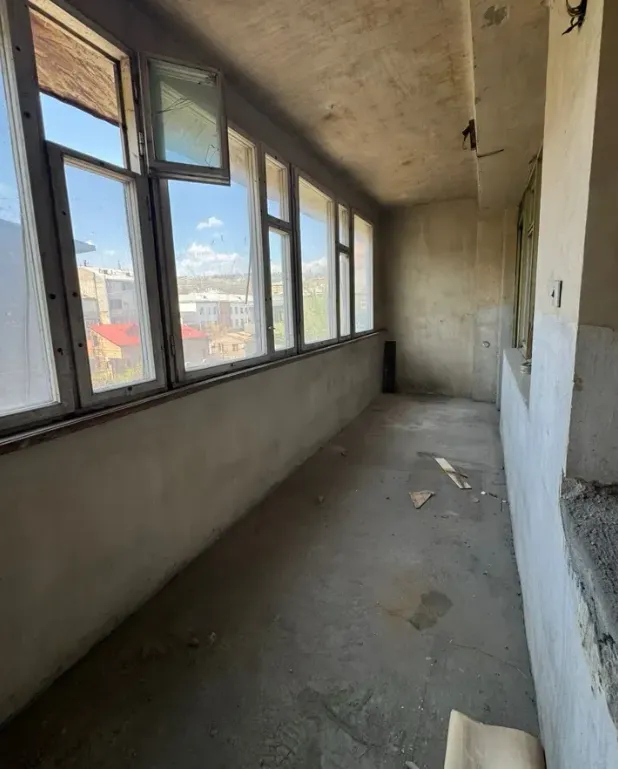 3 bedroom apartment for sale خیابان سایات نووآ, مرکز شهر ایروان, 160195