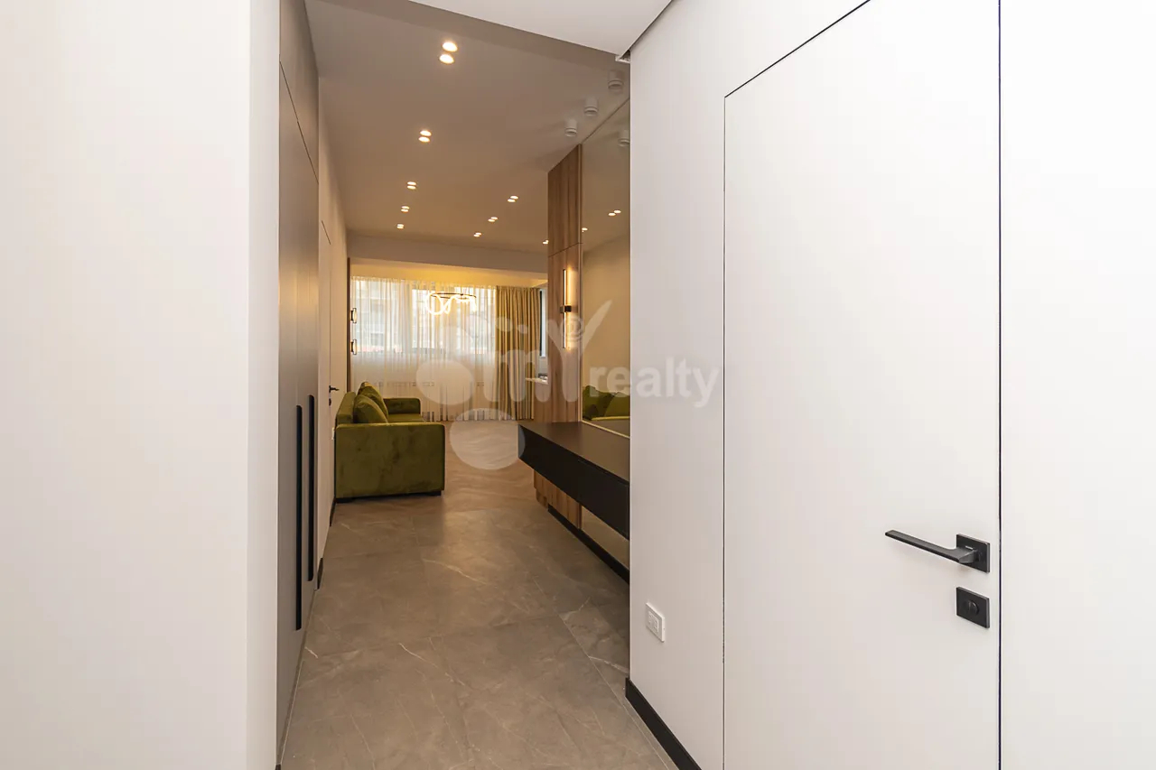 3 bedroom apartment for sale Komitas Ave, Arabkir Yerevan, 160754
