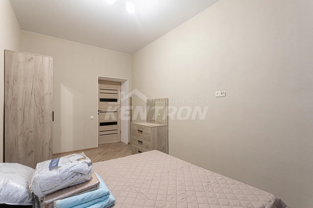 3 bedroom apartment for rent Saryan St, Center Yerevan, 158709