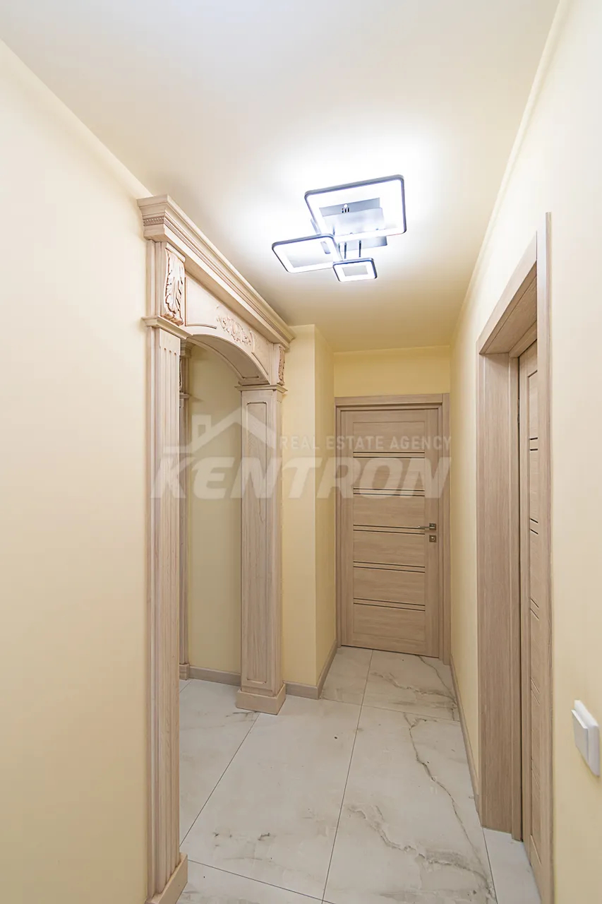 3 bedroom apartment for rent خیابان موسکوویان, مرکز شهر ایروان, 159373