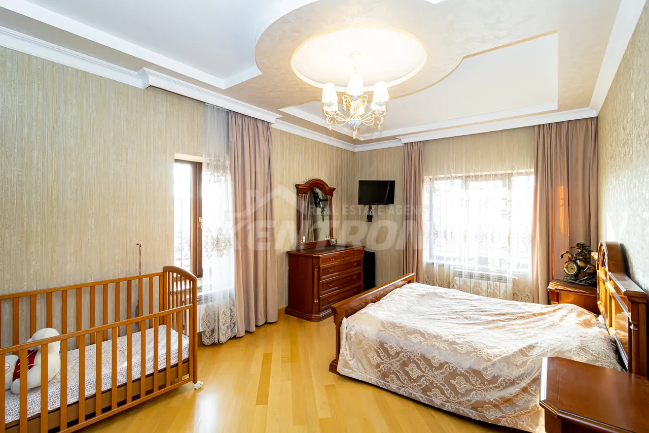 Առանձնատուն  Գ 1 թաղ., Աջափնյակ Երևան, 159066