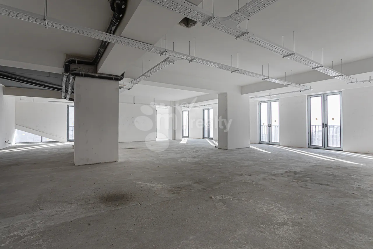 Commercial property for rent N. Zaryan St, Arabkir Yerevan, 158319