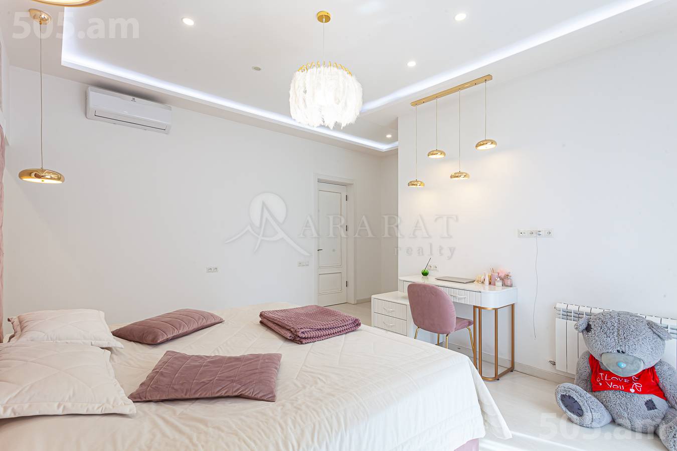 Առանձնատուն  Գ 1 թաղ., Աջափնյակ Երևան, 147241