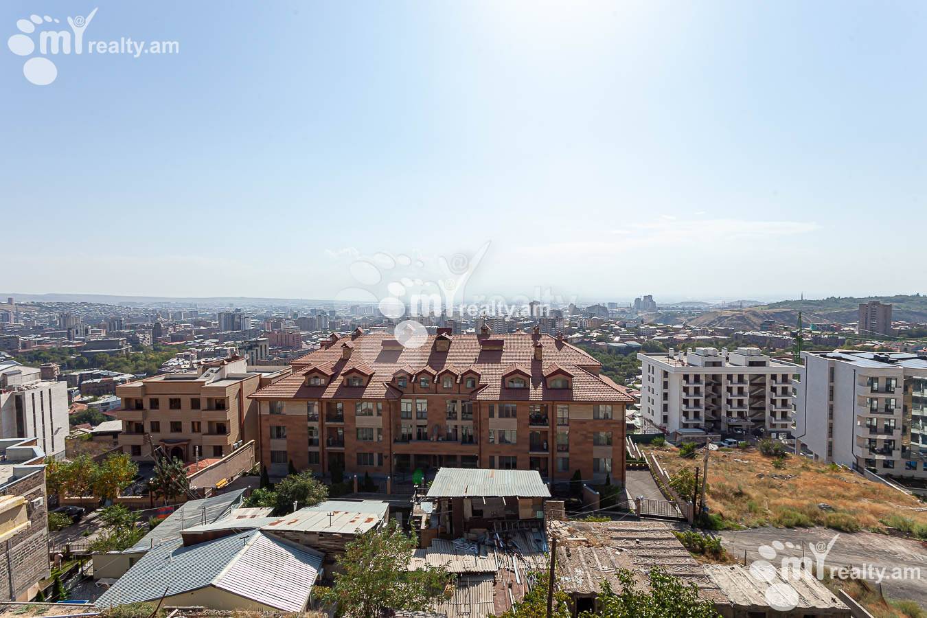 Купить 5 комнатную квартиру Антараин, ул. Г. Гаспаряна, Центр Ереван, 153017