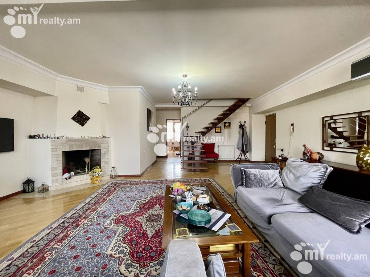4 bedroom apartment for sale Rafayel Lemkin's street, Center Yerevan, 131555