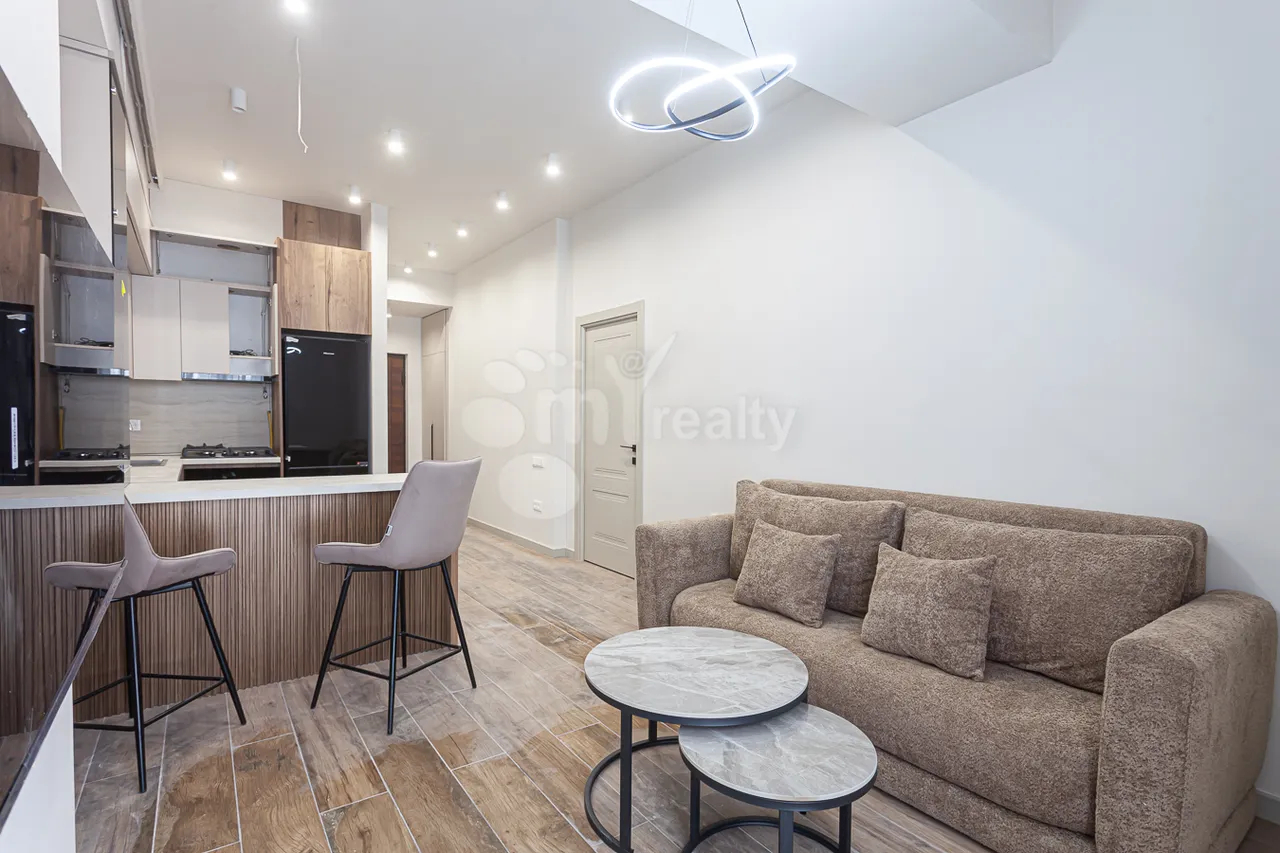 2 bedroom apartment for rent Antarayin St, Center Yerevan, 161991