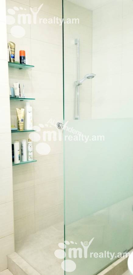 4 bedroom apartment for sale Northern(Hyusisayin)  Ave, Center Yerevan, 144774