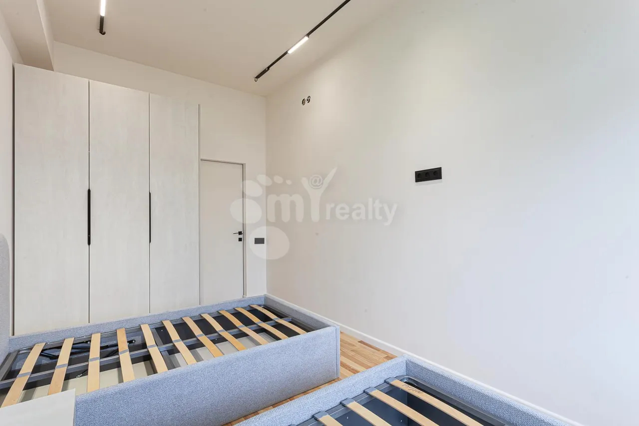 4 bedroom apartment for sale Nalbandyan St, Center Yerevan, 157674