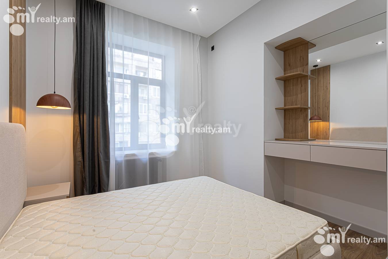 3 bedroom apartment for sale خیابان هانراپتوتیان کوچه 2, مرکز شهر ایروان, 156918