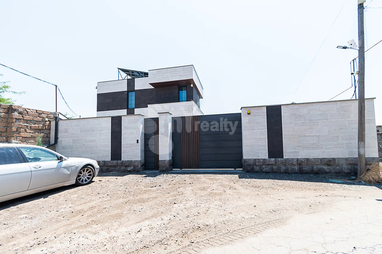 House for sale Noragyugh, Center Yerevan, 161037