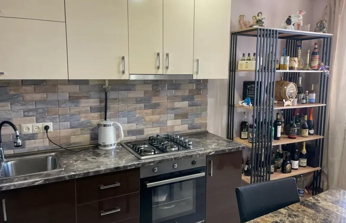 3 bedroom apartment for sale K. Ulnetsi St, Qanaqer- Sejtun Yerevan, 161823