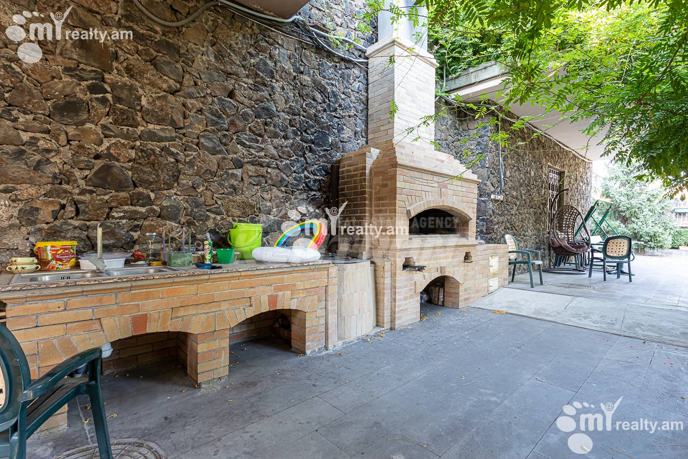 House for sale Tzarav Aghbyur St, Quanaquère-Zeytoun Yerevan, 156718